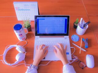 Робота з фрілансерами: хто правий, хто винен